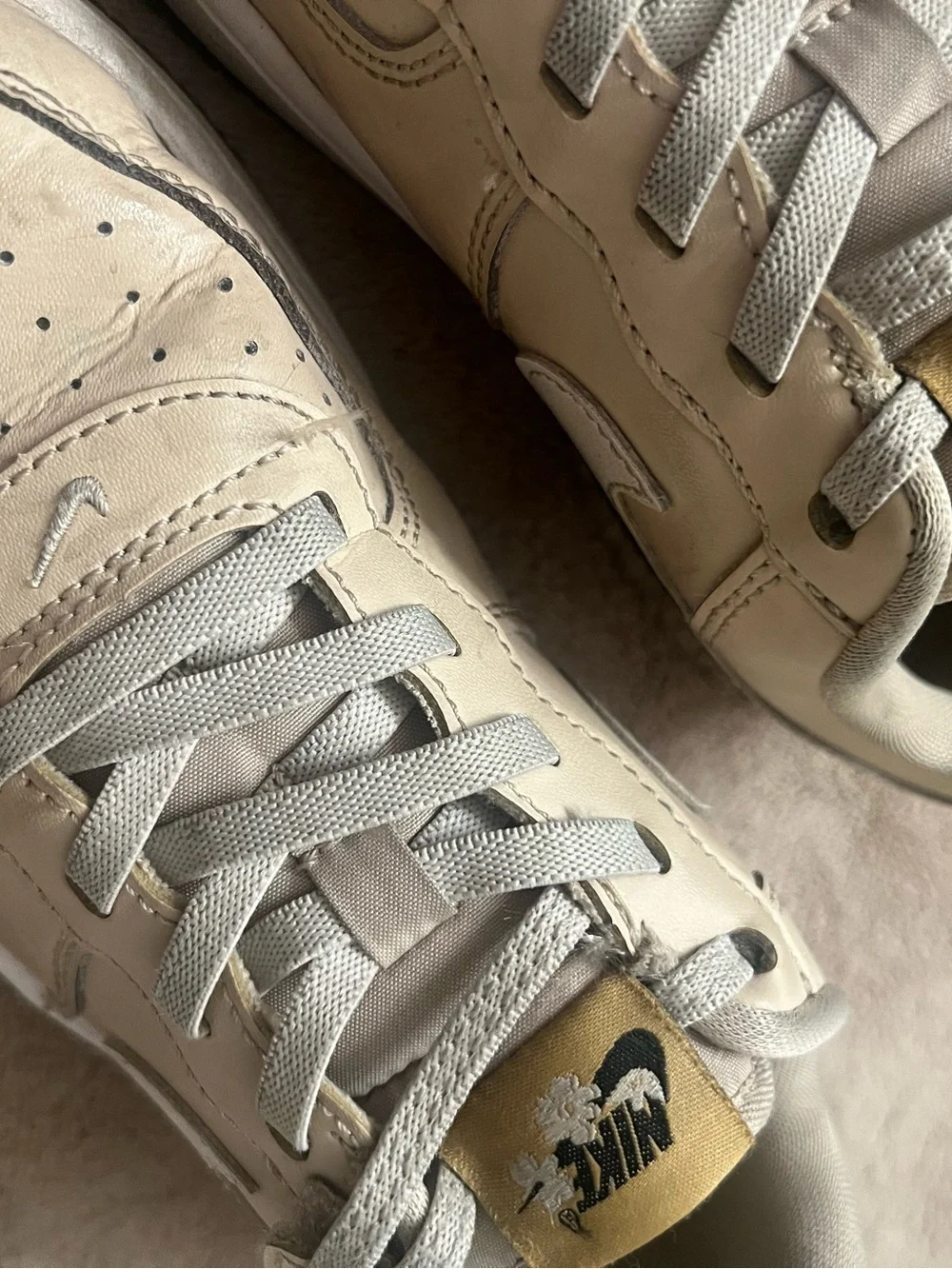 GIRLS NIKE SHOES